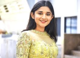 See more of guddan tumse na ho payega on facebook. Kanika Mann Of Guddan Tumse Na Ho Payega Fame Tests Positive For Covid 19 Bollywood News Best Bollywood News