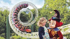 Het magische pretpark ligt in het plaatsje kaatsheuvel. Mitarbeiter Uber Efteling Efteling Gehort Zur Erziehung