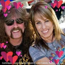 Peyton's Daddy, and my husband of 26 years went to heaven last night.  Although Scot and I never shared with anyone, we'd been separated for 7  years but remained the BEST of