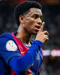 After Roma Game x players Howard Martyn Neville Heitinga Hibbert Jagielka  Distin Lescott Neil Mina Materazzi Yobo Funes-Mori Baines Mirallas Osman  Gravesen Dacourt Carsley Fellaini Allan Barry Arteta Cahill Pienaar  Deulofeu Bernard