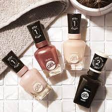A red pigment derived from female cochineal insects, and guanine: Revealed The Best Nail Polish In Australia Beauty Crew