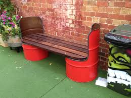 Creative Bench With Recycled 55 Gallon Drums Fregadero De Jardin Barriles Muebles De Barril
