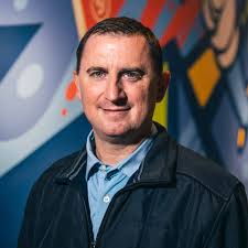 Indoor Golf Simulators in Herald Square, NYC, Virtual Driving Ranges & Bar