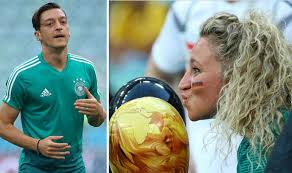 Ofertă bogată de pariuri live, cote mari, plăți rapide și streaming live. World Cup Germany Vs Sweden Toni Kroos Nets Late Winner To Save Joachim Low S Side Football Sport Express Co Uk