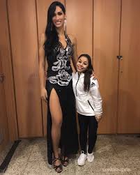 She represented brazil at the 2014 summer youth olympics in nanjing, china and at the. Tall Woman And Small Gymnast By Lowerrider On Deviantart