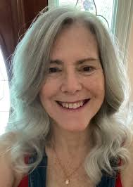 Kelly Pounds's Instagram, Twitter & Facebook