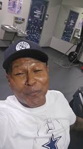 Get Healthy Peeps 💪 I hope this encourages at least one person. Kristen  Dillon Harris Tori Triggs Brooke Williams Triggs  #allhoursfitnessnatchitoches Katarina Pope