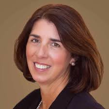 Debbie Nisbet's Instagram, Twitter & Facebook