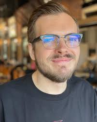 Danielle Marie Strohm (@barbercosmodee) • Instagram photos and videos