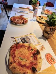 Online essen bestellen bei freddy fresh pizza & burger über lieferando.de. Das Abc Pizza Seminar Betrete Die Magische Welt Der Pizza 12 03 2022 Pizza Schule De