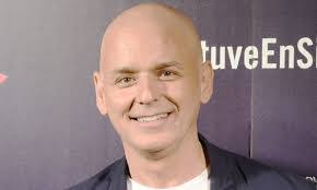 Sergio Kent's Instagram, Twitter & Facebook