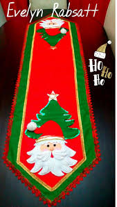Juegos de mesa de navidad. Pin De Luciana Gastao En Caminos De Mesa Navidenos Manualidades Navidenas Decoraciones Navidenas De Fieltro Cosas De Navidad