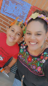 Heather DeBolt (@teachDeBolt10)