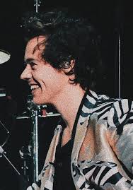 Apr 02, 2022 · 27 aesthetic harry styles wallpaper ideas fancy ideas about everything harry styles wallpaper harry styles baby harry styles cute. Harry Styles Harry Aesthetic And Harry Icons Image 6816794 On Favim Com