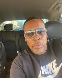 Dora Marietta's Instagram, Twitter & Facebook