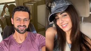 I would prefer Ushna for on-screen romance Malik