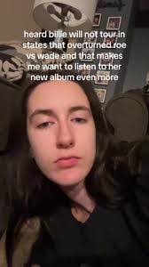 Billie Roe's Instagram, Twitter & Facebook