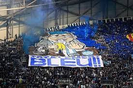 L'un d'eux a couru dans les bras de l'arbitre. Olympique De Marseille Saint Etienne 03 03 2019