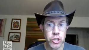 Rogan and Oliver Anthony mock liberal critiques of 'Rich Men North of  Richmond'