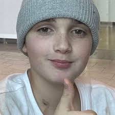 Kayla Mercer's Instagram, Twitter & Facebook