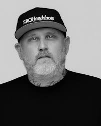 Hey I'm Becci , I'm a tattoo artist from Manchester and I drew this Linda  pin up last year and got yo tattoo it last week ❤️ I hope you all like