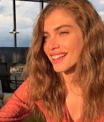 Valentina sampaio is the first transgender model to grace the runway of victoria' secret model ramp. Valentina Sampaio Before Surgery Partner Sister As A Child Dating