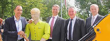 Usatf nat championship finalist '14. Das Offizielle Internetportal Der Stadt Furth Kunstwerk Fur Kreisel Gespendet