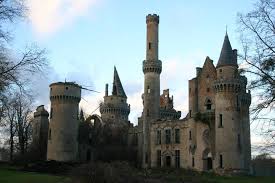 Abandoned Chateau Haute Vienne France The Foundation Of The Chateau Dates Back To The 13th Century It Abandoned Castles Abandoned Places Abandoned Mansions