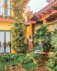 Chiapas Travel Guide Best Things To Do In San Cristobal De Las Casas Hotels In 2020 El Salvador Travel San Cristobal De Las Casas Chiapas