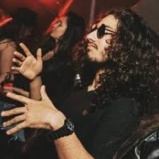 Stream Leo Borges music