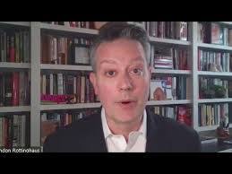 Robin Cerny's Instagram, Twitter & Facebook