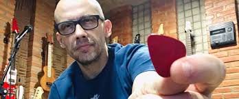 Entrevista: John Ulhoa, da Patu Fu