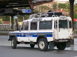 Croatia also adopted new legislation3 granting power to the armed forces to support the country's police in protecting state borders.4 public discourse often reflects an ambiguous line between militarisation of borders and solidarity with refugees. Police Car Croatia Police Cars By Country Wikimedia Commons Police Cars Police Emergency Vehicles