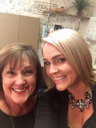 Julie Sharp (@totalbeautybyj)