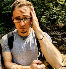 We have a new gallery to share of the 8" Clothed Quint from Jaws! Currently  expected to ship out to retailers in March.