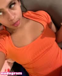 Holly Hennessy  Imhollyhennessy  hollyhennessseyyyy  hollyhennessy Nude  Leaks OnlyFans Photo 20 - Nudogram v2.1
