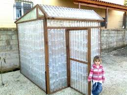 Kleines Gewachshaus Selber Bauen Mini Treibhaus Aus Plastikflaschen Gewachshaus Selber Bauen Gewachshaus Gewachshaus Bauen