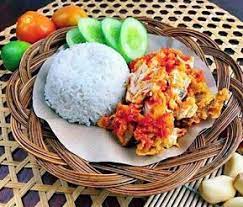 Popular balinese meal of rice with variety of side dishes which are served together with the rice and more as optional extras. 110 Ide Ayam Geprek Ayam Makanan Resep Ayam
