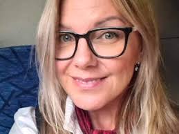 Anna Selander försvarar de svenska färgerna