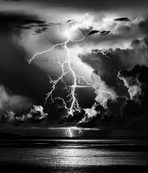 Aesthetic Black And White Lightning Background Pin By Michigan Wonder Woman On Photos In Black And White Lightning Photography Black And White Pictures Black And White Clouds