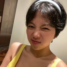 I'm looking back at all the It Ends With Us clips I was sent while  everything was happening and I just lingered over this still for so long. A  picture is worth