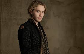 Cet article présente le guide des épisodes de la troisième saison de la série télévisée américaine reign : Reign Le Destin D Une Reine Serie Feuilleton 4 Saisons Et 78 Episodes Tele Star