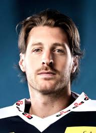 Player photos for the 2013-14 Chaux-de-Fonds HC at hockeydb.com