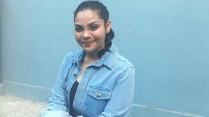 Dari hasil pernikahannya, enny beatrice memiliki enam orang anak dan empat orang anak hasil pernikahan tengku adnan dengan bekas isterinya. Pesona Nadira Adnan Putri Cantik Aktris Lawas Enny Beatrice