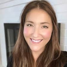 Casey Beedle's Instagram, Twitter & Facebook