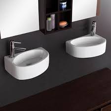 saxon vitreous china wall mount