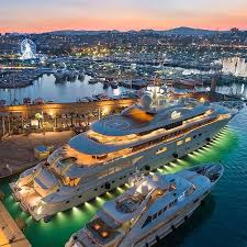 Onlyforluxury V Instagram Which Mega Yacht Would You Pick 1 2 Or 3 Via Lux Toys By J B Photography Onlyforluxury Yacht Luxury Yachts Super Yachts