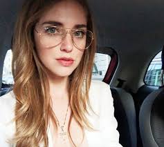 讓眼睛放鬆一下來副「文青眼鏡」吧！