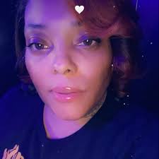 Women college basketball fan favorites