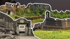 Historic Forts in Mumbai ...